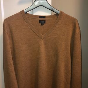 J Crew Mens 100% Merino wool V neck sweater.